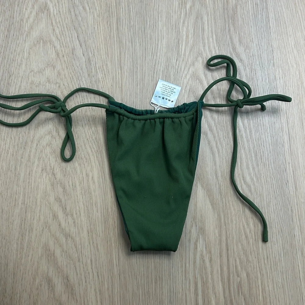 VDM The Label Ribbed Reversible String Bikini XS